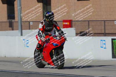 media/Nov-26-2022-Fastrack Riders (Sat) [[b001e85eef]]/Level 2/Session 1 Front Straight/